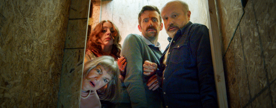 Mother Father Sister Brother Frank (2024) Review