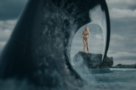 Killer Whale | Virginia Gardner and Mel Jarnson fight for survival in creature feature horror